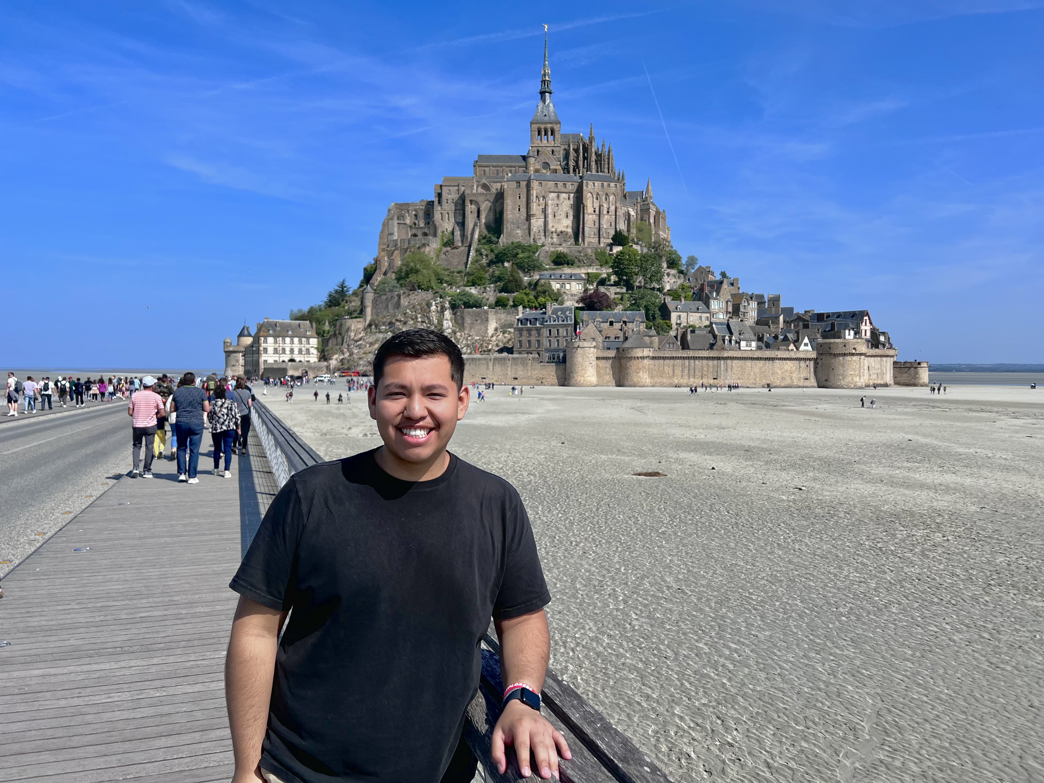 Student infront of a famous landmark abroad