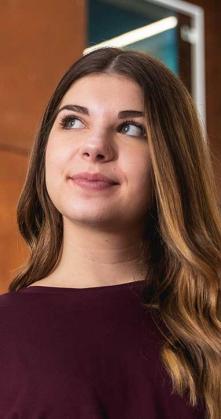 photo of business student at UNI